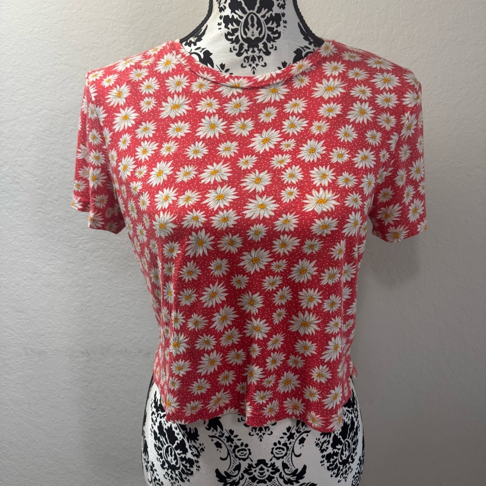 Y2K Monki Crop Top Size Small Short Sleeve Red Daisy Retro